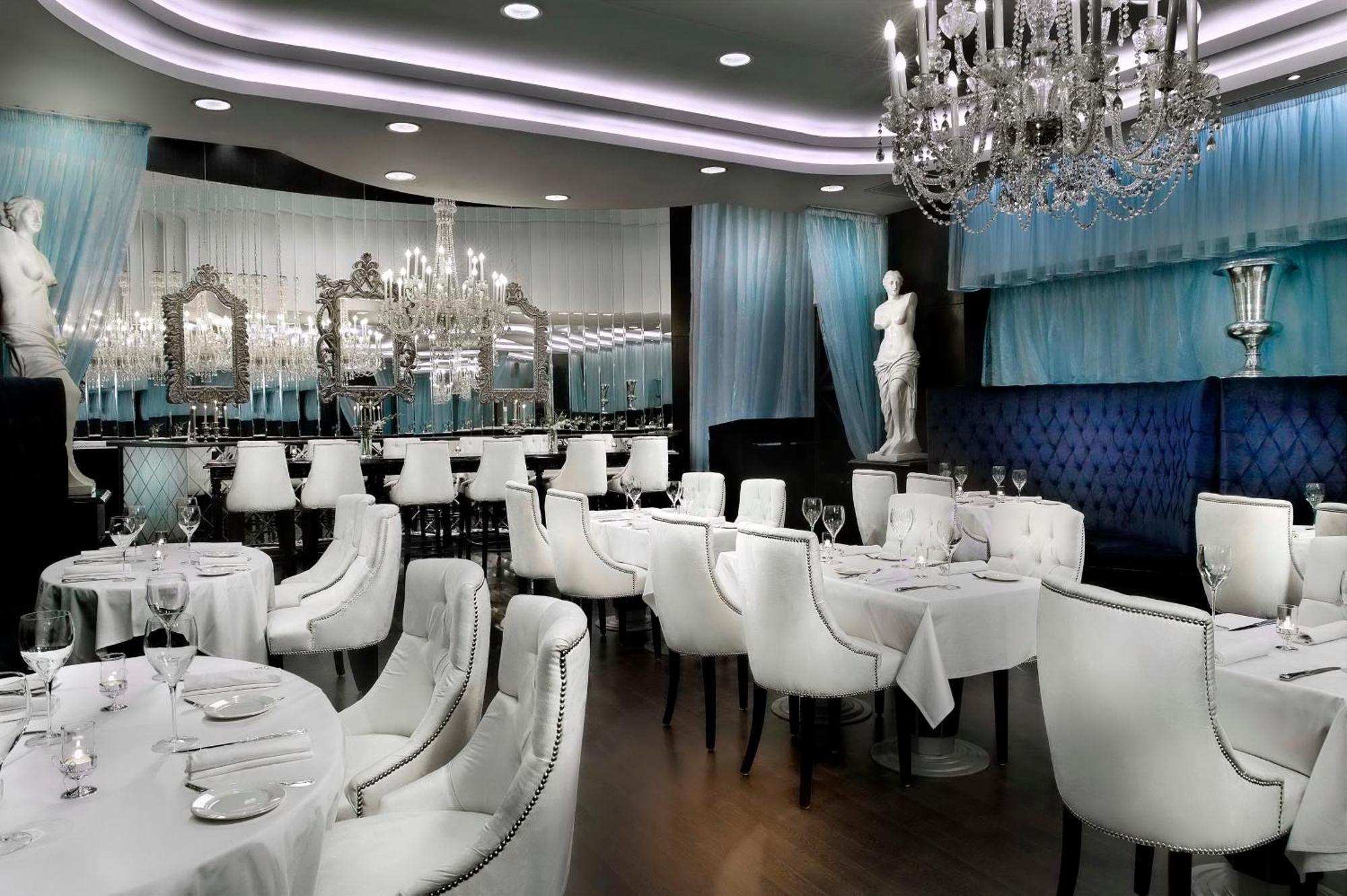 Sun City Hotel - The Gabriel Kaherah Luaran gambar Interior of the restaurant