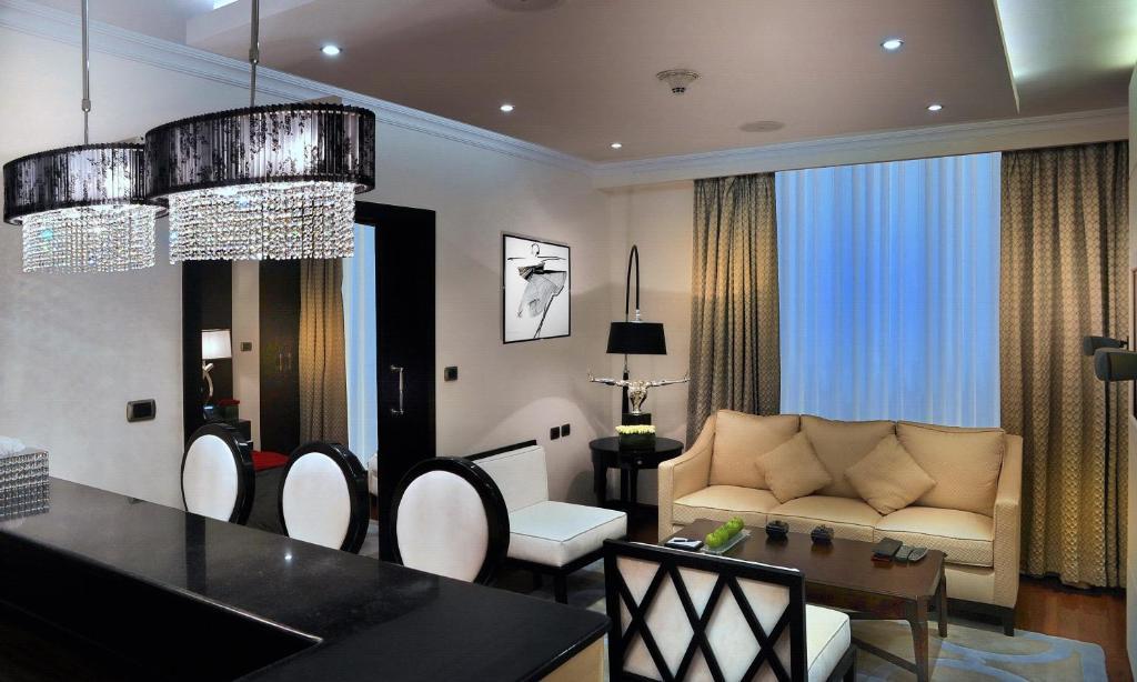 Sun City Hotel - The Gabriel Kaherah Luaran gambar A 3D rendering of a living room