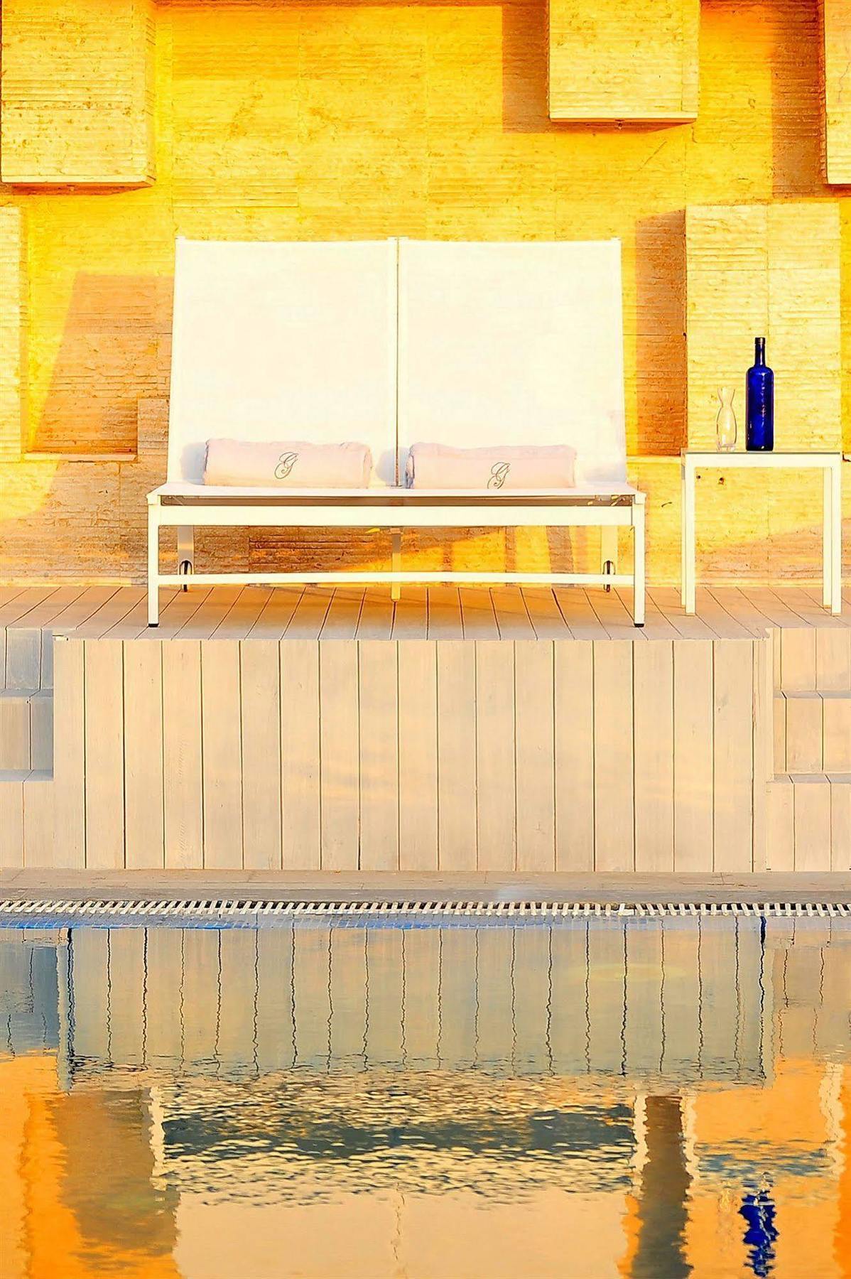 Sun City Hotel - The Gabriel Kaherah Luaran gambar A rendering of a pool with a 3D model